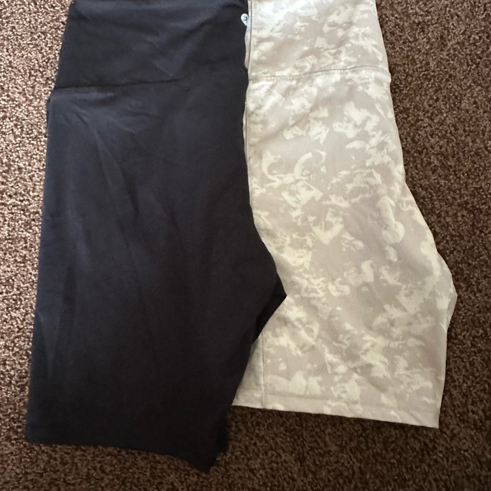 Danskin Bundle-Light Cream+Black Performance Biker Shorts